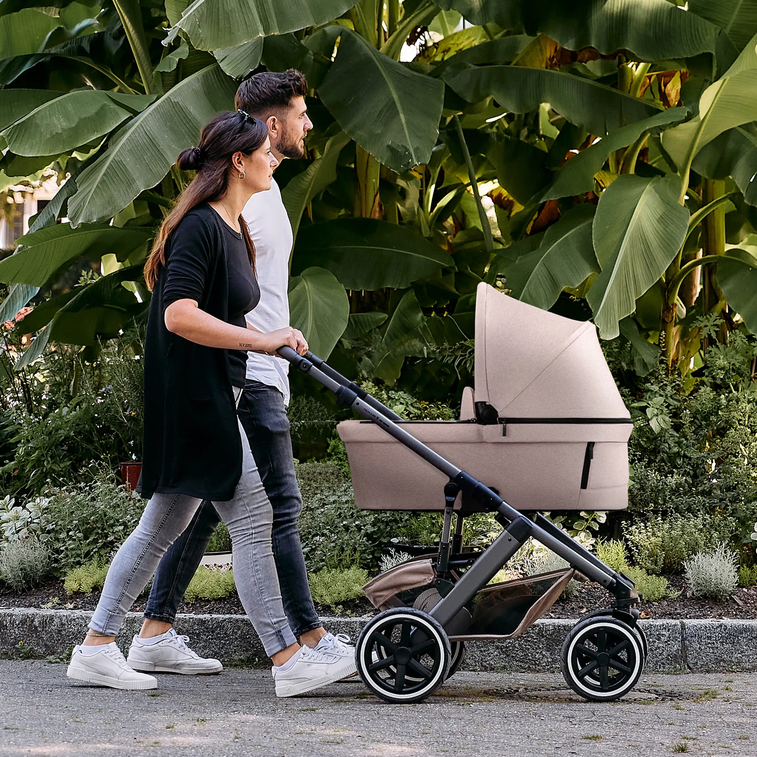 Duo con silla de paseo Salsa 5 Air, con bolso maternal Urban, mosquitera y capota para la lluvia - Camel