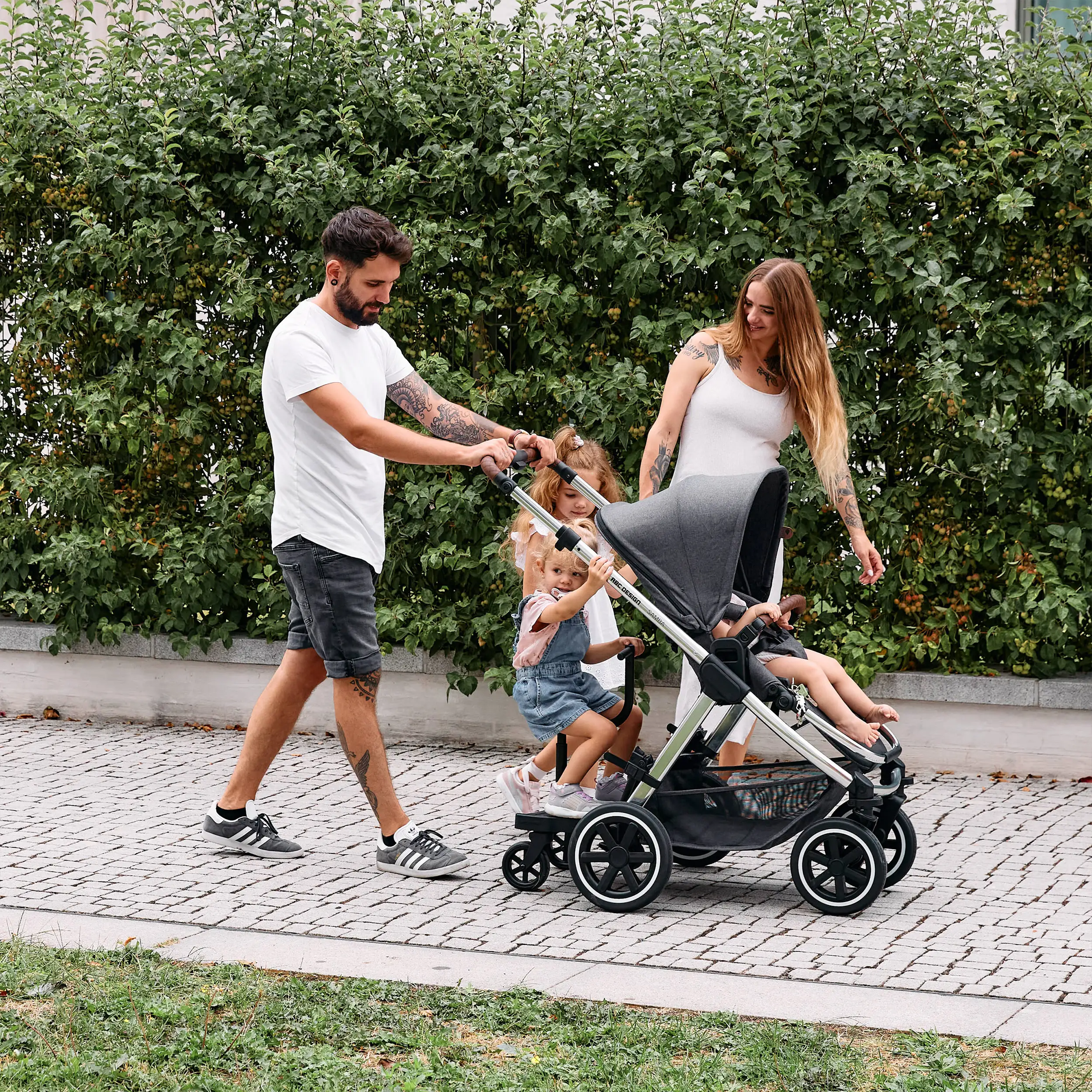 Patineta Kiddie Ride On 2 Set incl. asiento