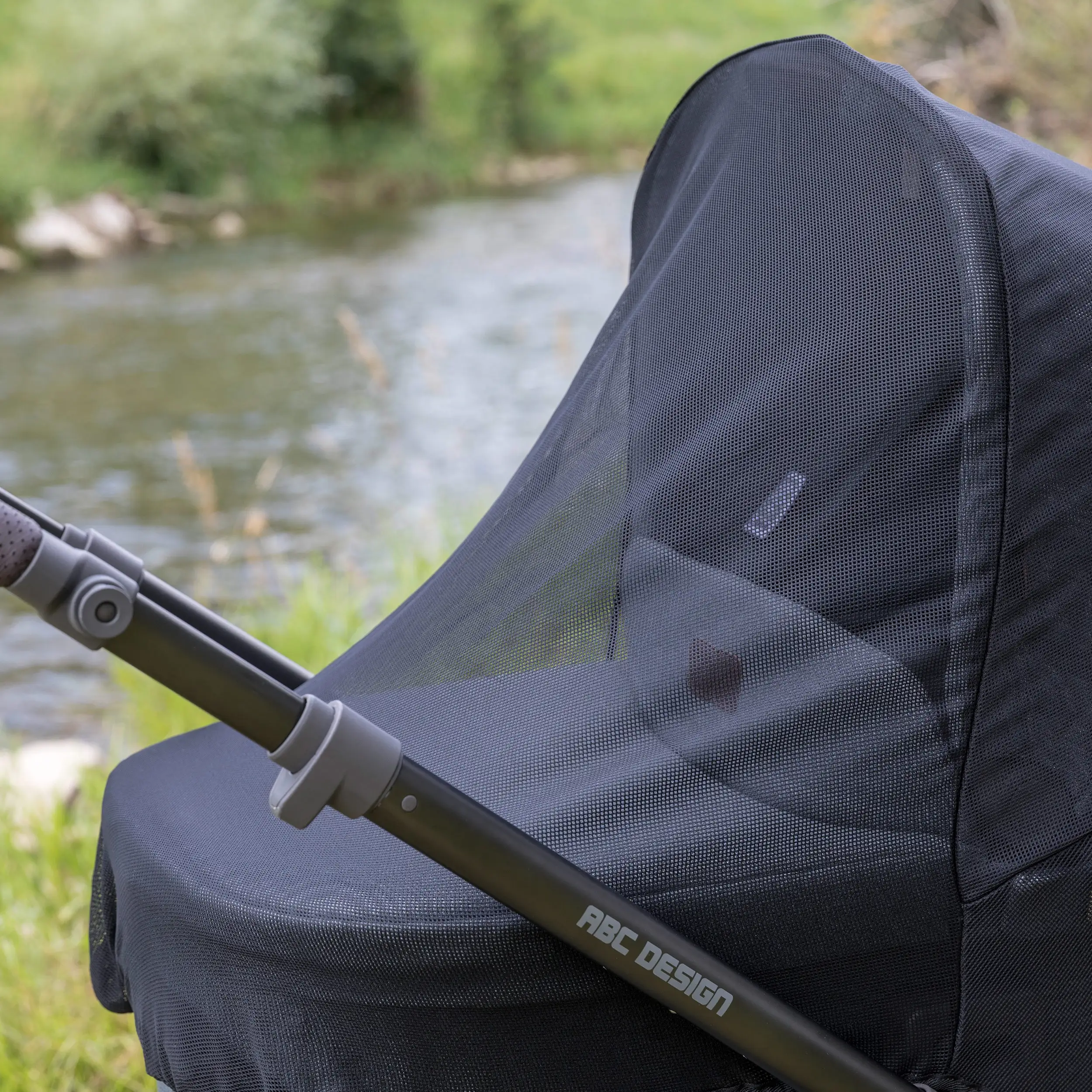 Universal Mosquitera y atrapa insectos